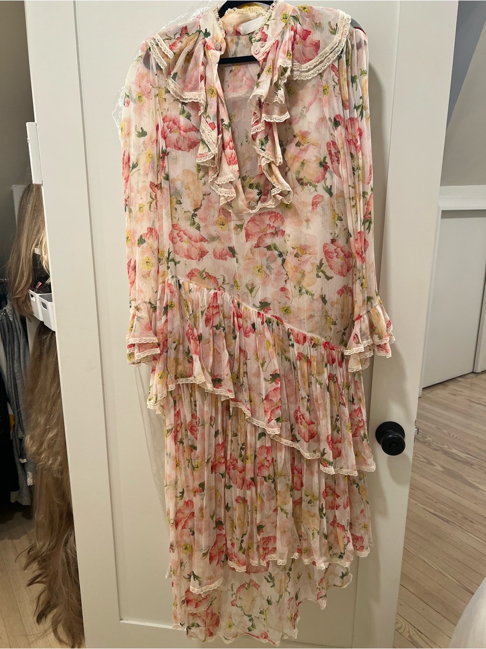 Gorgeous Zimmerman Floral Ruffle Tiered Long Sleeve Dress size 1